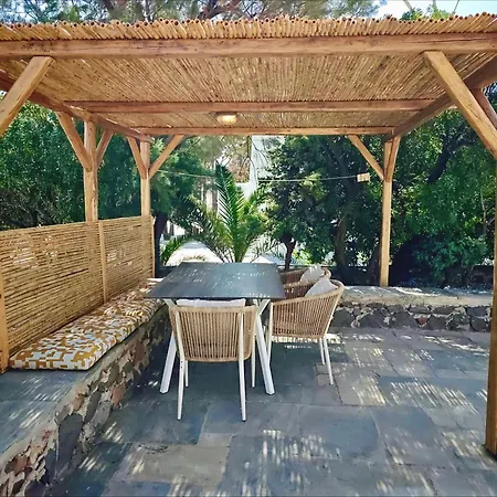 Apartment Marketos Traditional Windmill Tripiti